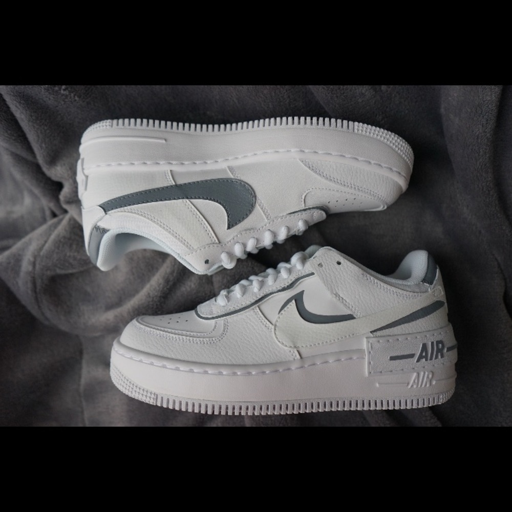 Custom AF1 Shadows - Picture 2 of 9